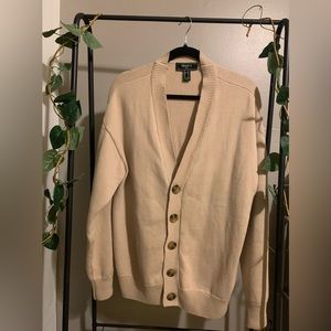 This is a Forever 21 cardigan. The size is M.